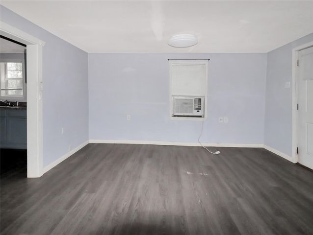 6611 Jensen Street, Hitchcock, TX 77563