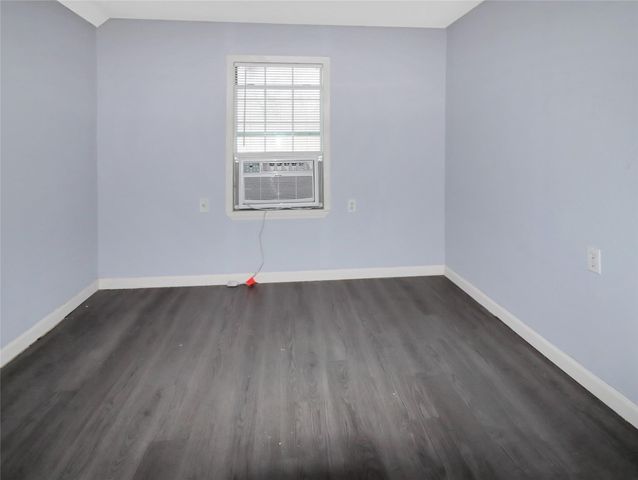 6611 Jensen Street, Hitchcock, TX 77563