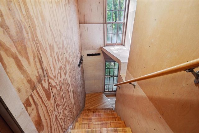 713 N 5th Avenue, Ann Arbor, MI 48104