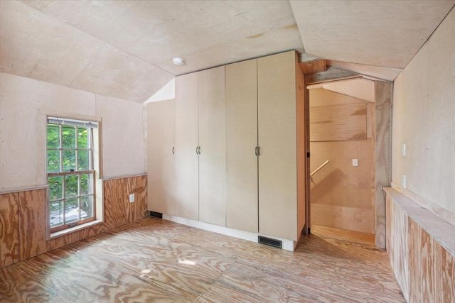 713 N 5th Avenue, Ann Arbor, MI 48104