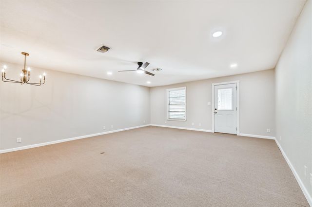 2010 15th Avenue N, Texas City, TX 77590