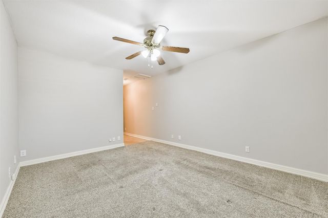 2010 15th Avenue N, Texas City, TX 77590