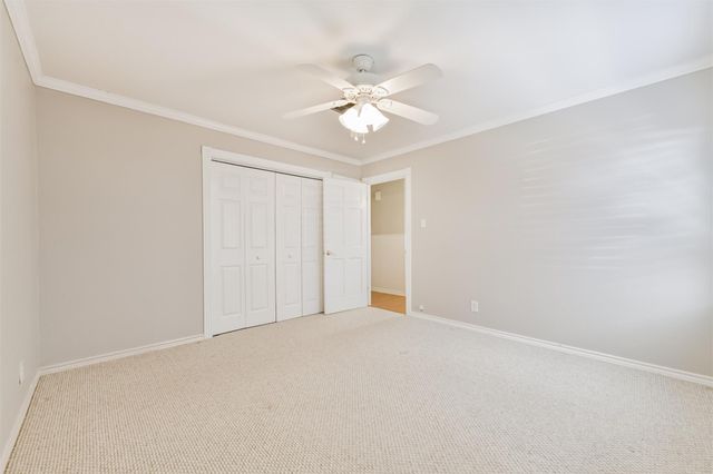 2010 15th Avenue N, Texas City, TX 77590