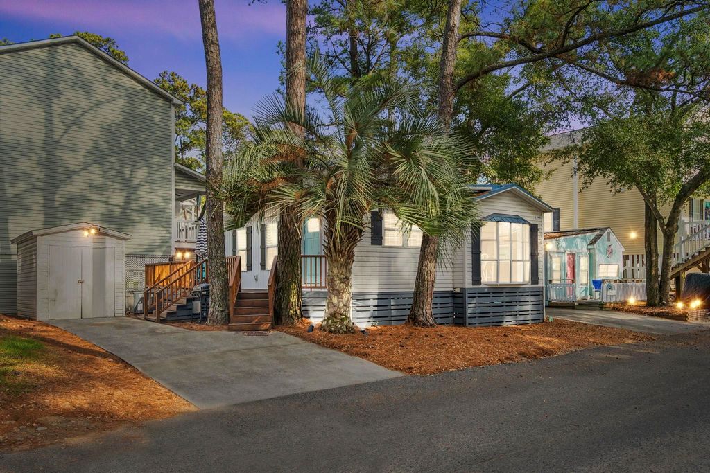 6001 - 1440 S Kings Hwy., Myrtle Beach, SC 29575 — exterior