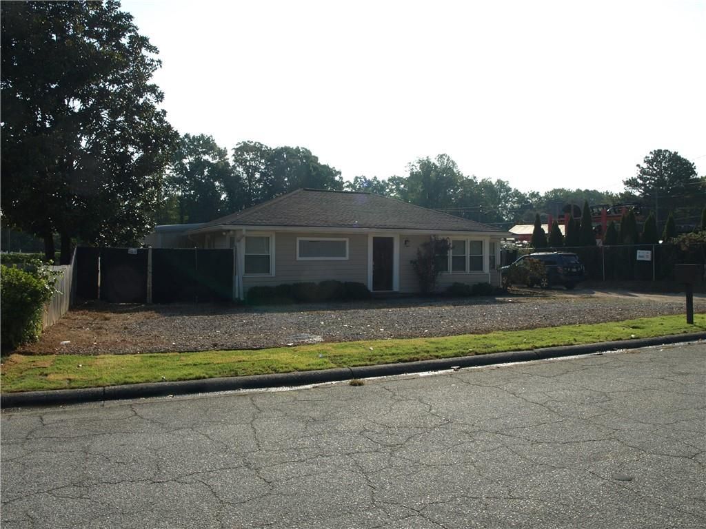 2433 Ventura SE Place, Smyrna, GA 30080