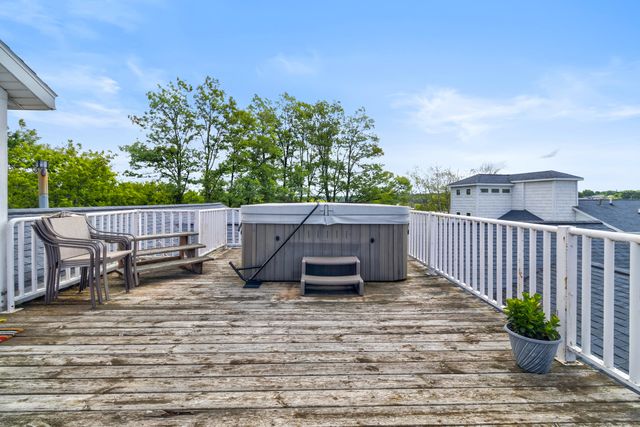 8668 Ellenwood Drive Drive 11, Montague City, MI 49437