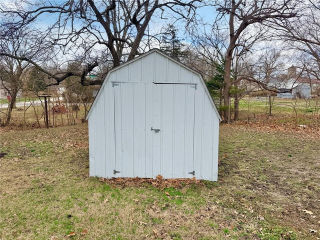 505 Pleasant View Avenue, Trenton, MO 64683