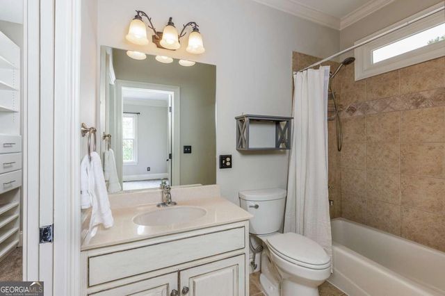 8740 Islesworth Court, Duluth, GA 30097