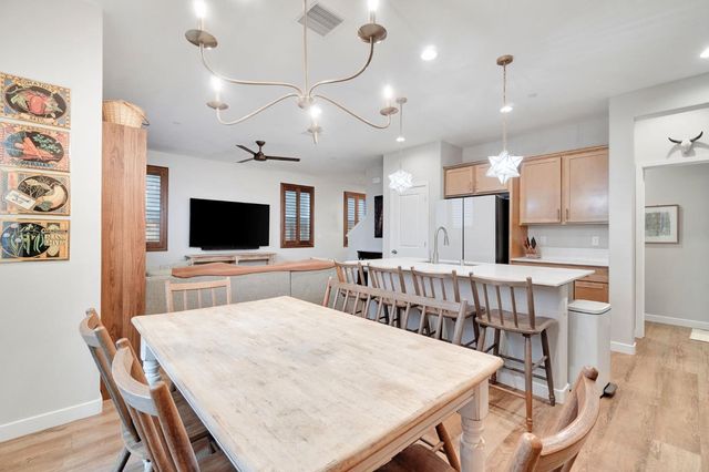 554 Mccaffrey Way, Madera, CA 93636