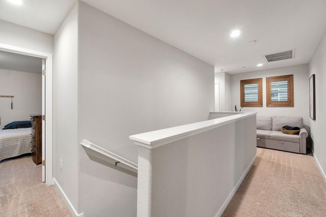 554 Mccaffrey Way, Madera, CA 93636