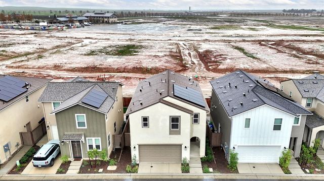 554 Mccaffrey Way, Madera, CA 93636