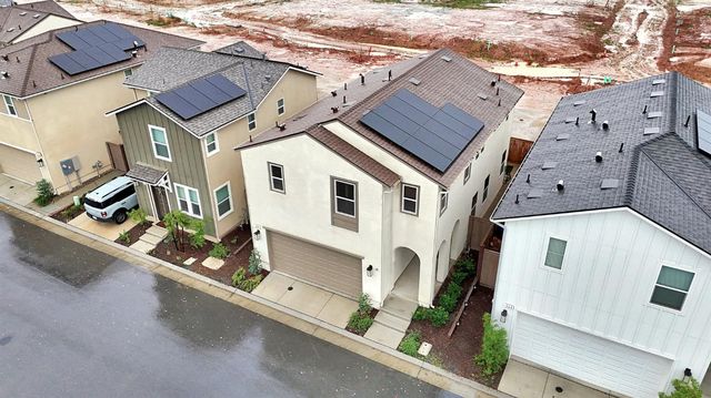 554 Mccaffrey Way, Madera, CA 93636