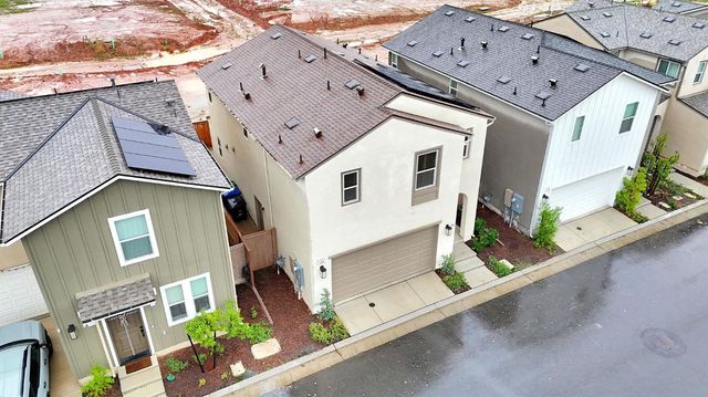 554 Mccaffrey Way, Madera, CA 93636