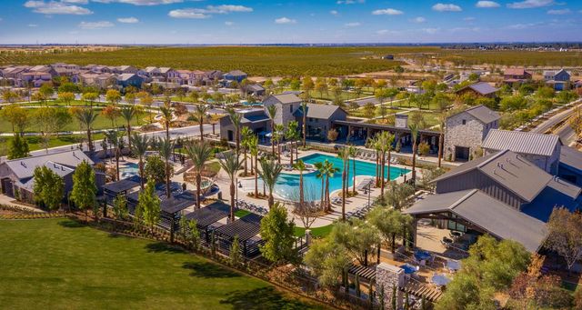 554 Mccaffrey Way, Madera, CA 93636