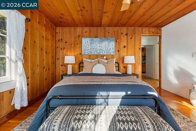 7308 7308 Altura Pl, Oakland, CA 94605