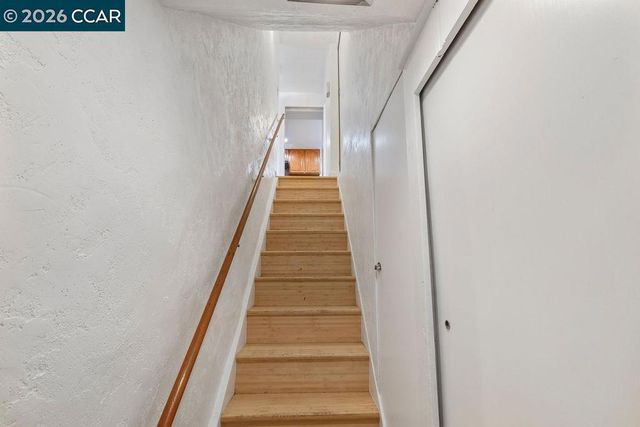 7308 7308 Altura Pl, Oakland, CA 94605