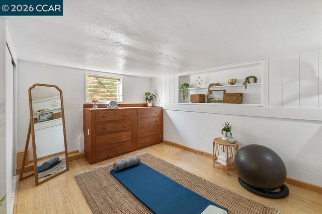 7308 7308 Altura Pl, Oakland, CA 94605