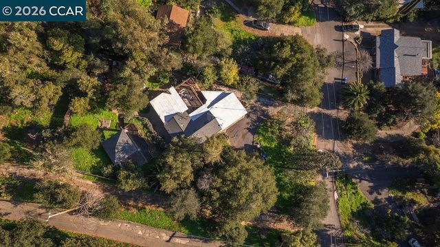 7308 7308 Altura Pl, Oakland, CA 94605