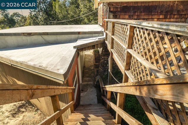 7308 7308 Altura Pl, Oakland, CA 94605