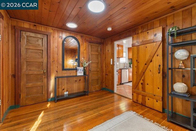 7308 7308 Altura Pl, Oakland, CA 94605