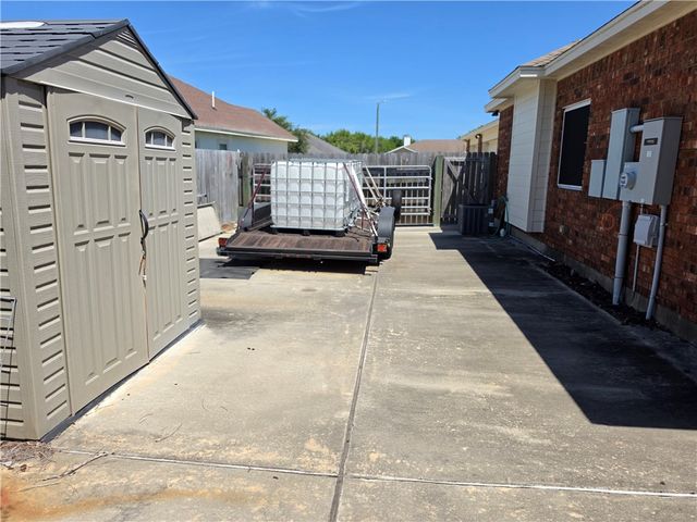 1806 Joel Ct, Corpus Christi, TX 78418