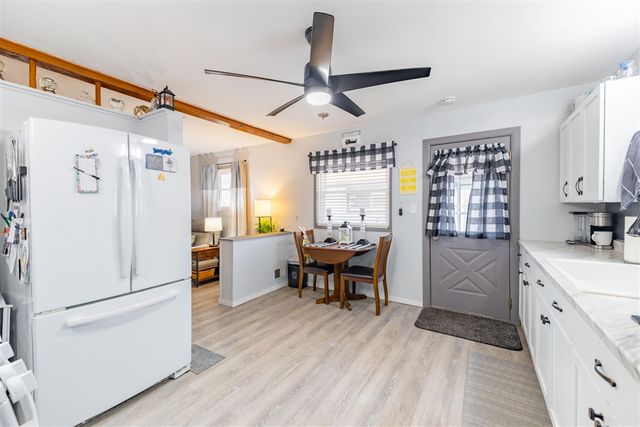 8032 William Street, Taylor, MI 48180