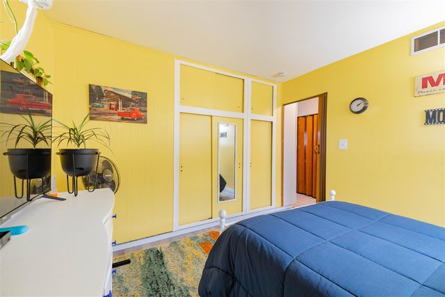 8032 William Street, Taylor, MI 48180