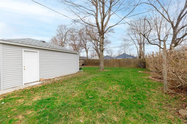 8032 William Street, Taylor, MI 48180