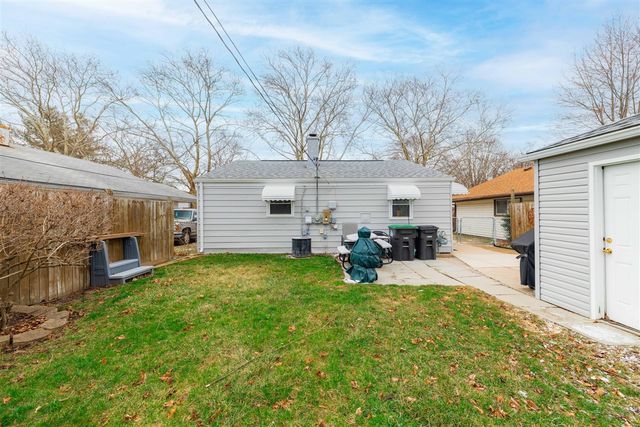 8032 William Street, Taylor, MI 48180