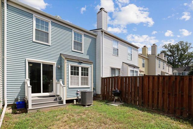 2984 BRAXTON WOOD CT, Fairfax, VA 22031