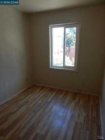 2854 16Th St, San Pablo, CA 94806