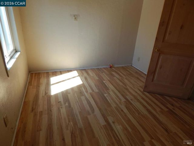 2854 16Th St, San Pablo, CA 94806