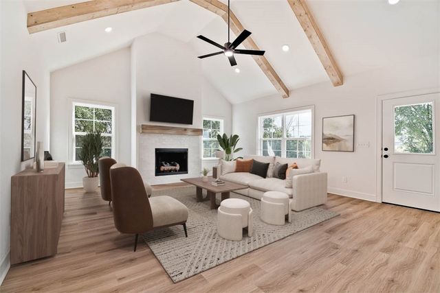 27 Queensferry Lane, Bella Vista, AR 72715