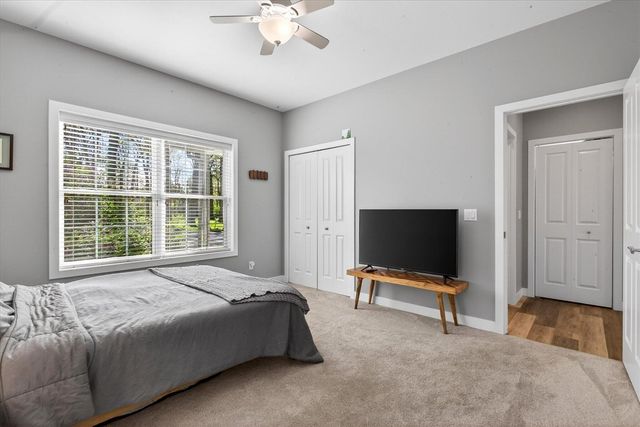 2917 White Oaks Ridge, Buchanan, MI 49107