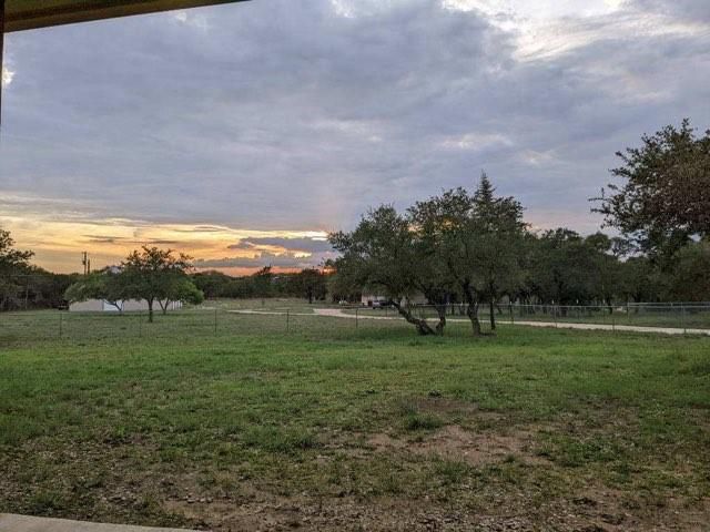 2551 Spring Valley DR, Dripping Springs, TX 78620