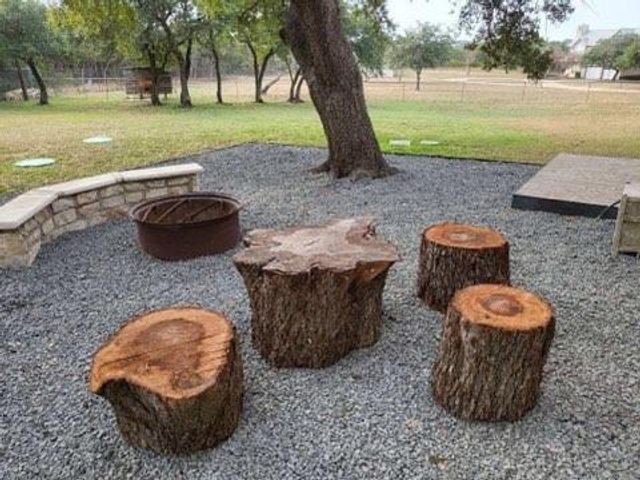 2551 Spring Valley DR, Dripping Springs, TX 78620