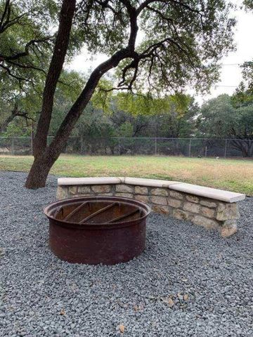 2551 Spring Valley DR, Dripping Springs, TX 78620