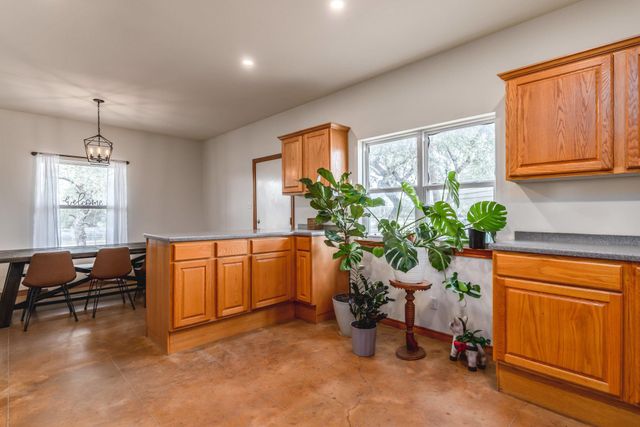 2551 Spring Valley DR, Dripping Springs, TX 78620