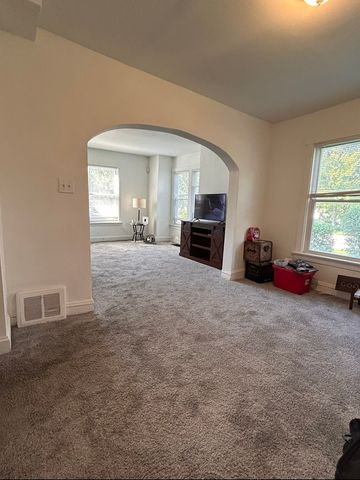 444 W 100th Street, Chicago, IL 60628