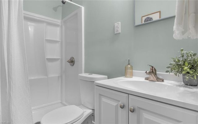 612 River Creek RD, Chesapeake, VA 23320