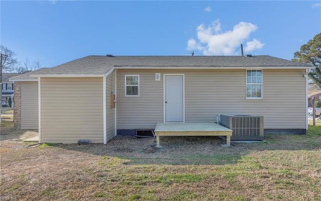 612 River Creek RD, Chesapeake, VA 23320