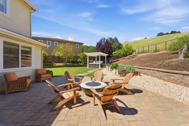 1661 Longmeadow Court, Gilroy, CA 95020