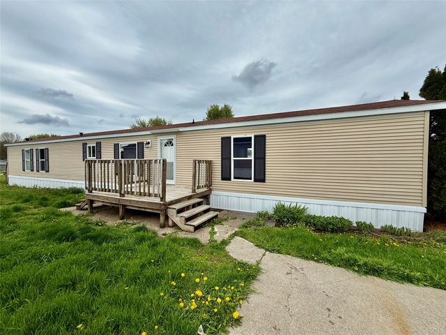 11682 ROUTE 97 N 162, Waterford, PA 16441