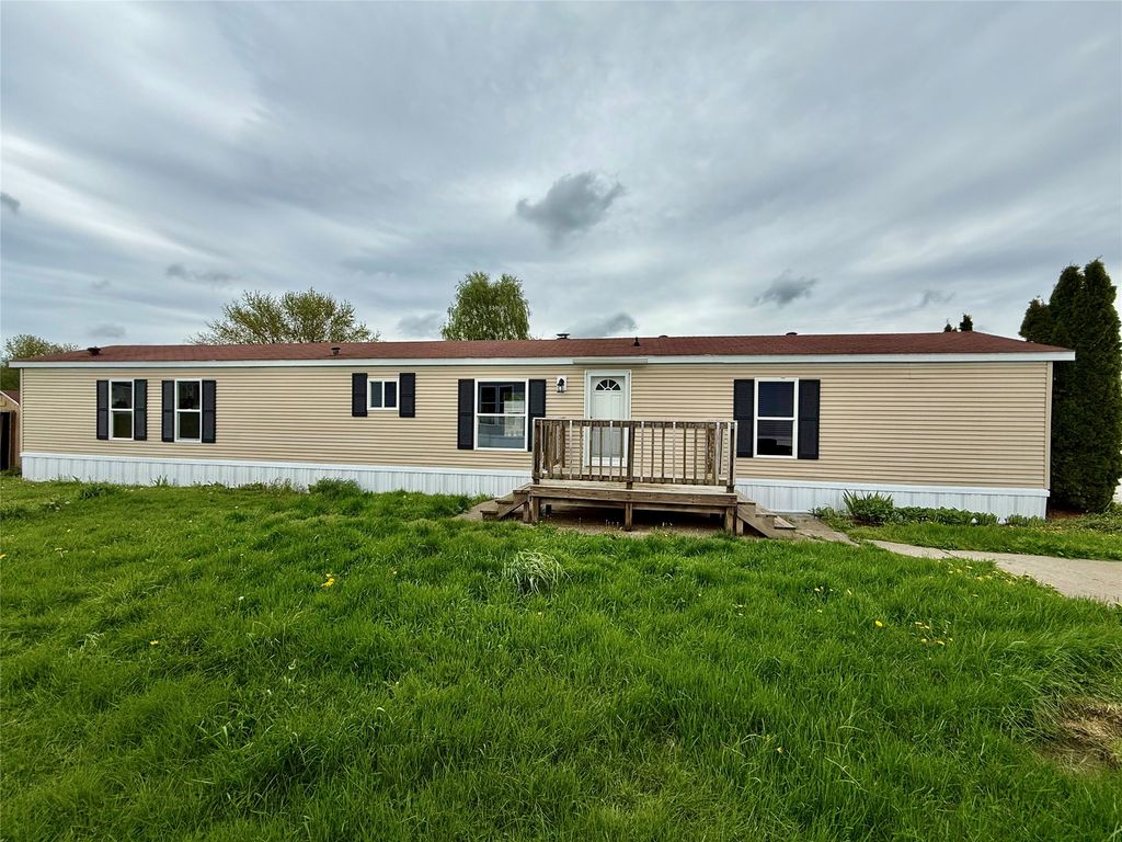 11682 ROUTE 97 N 162, Waterford, PA 16441
