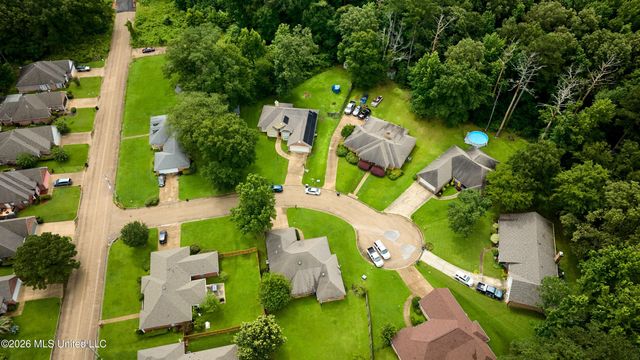 73 Dianne Cove, Byram, MS 39272
