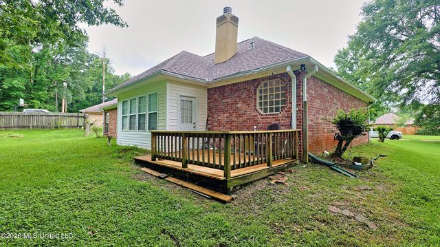 73 Dianne Cove, Byram, MS 39272