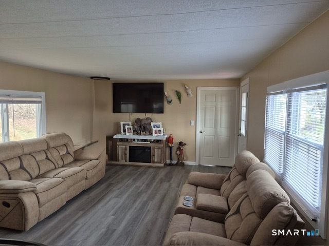 11 Eastview Road, Southington, CT 06489