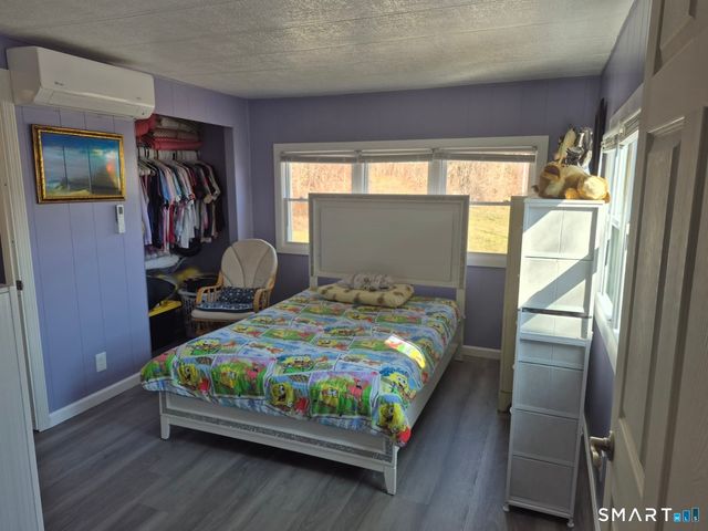11 Eastview Road, Southington, CT 06489