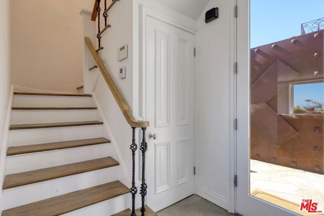 1300 Summitridge Drive, Beverly Hills, CA 90210