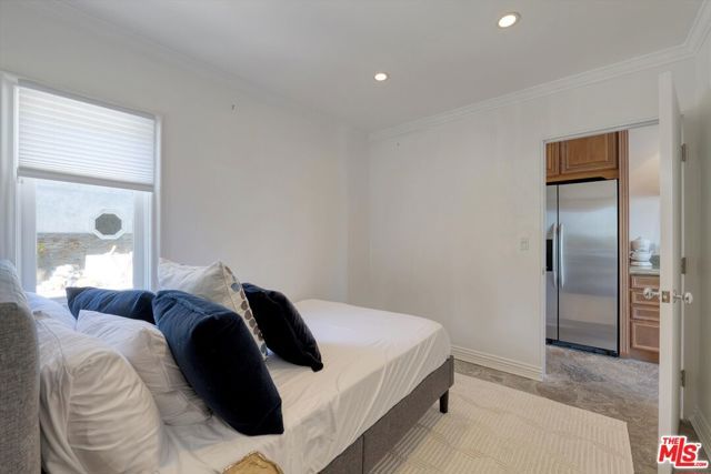 1300 Summitridge Drive, Beverly Hills, CA 90210